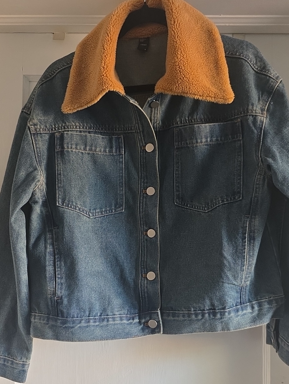 Cider denim jacket with sherpa collar Sz S/M